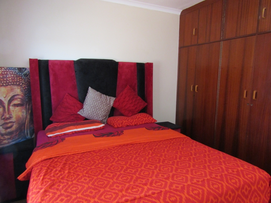 4 Bedroom Property for Sale in Hankey Eastern Cape